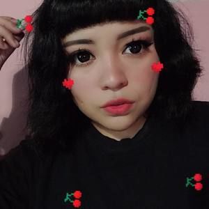 Meet your Posher, Annie